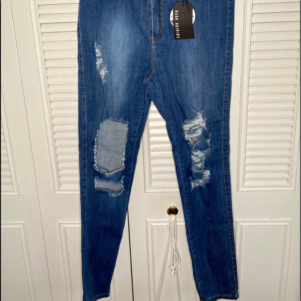 Plus Size Ripped jeans - Picture 8 of 13